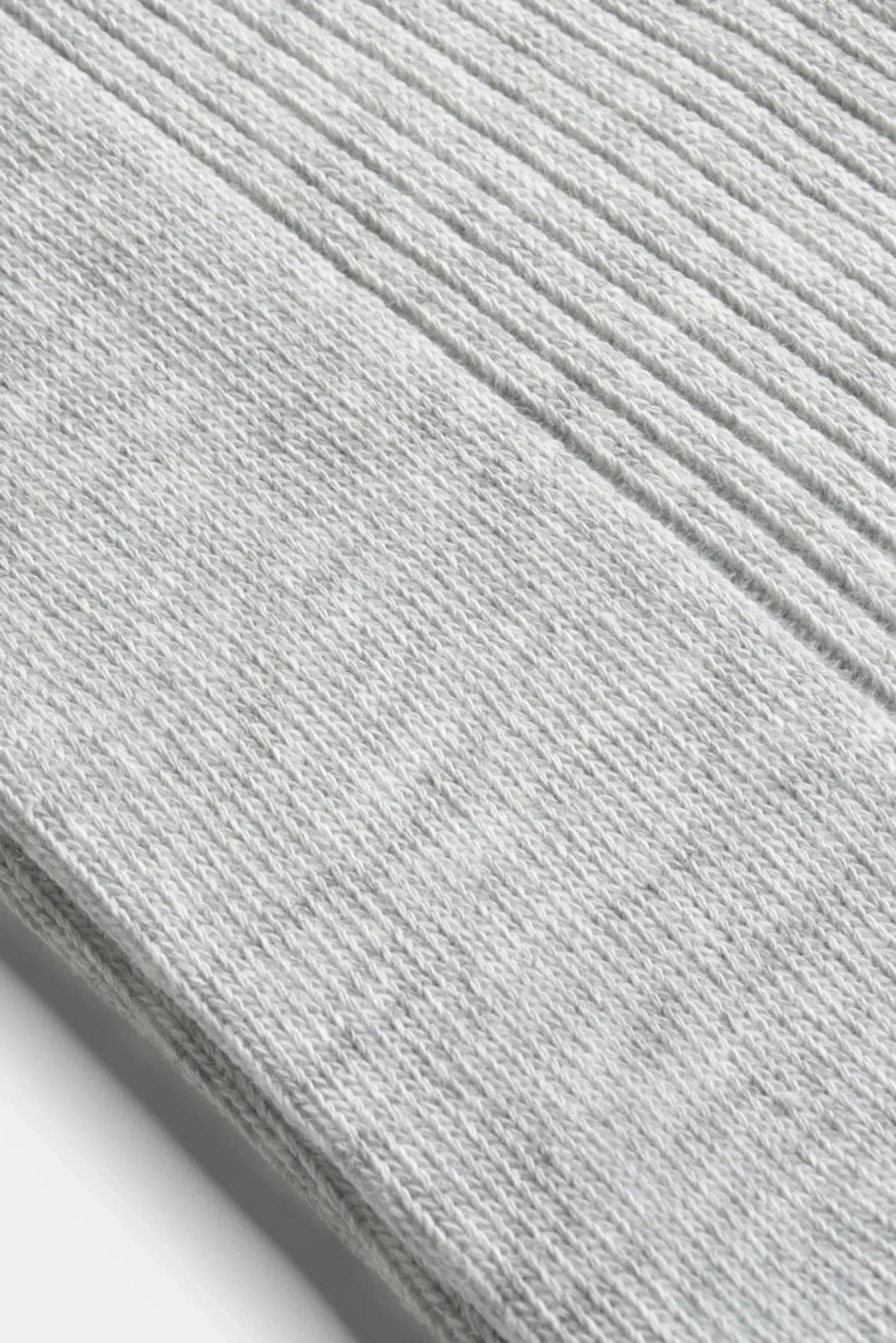 FLOW RIBBED MID SOCKS